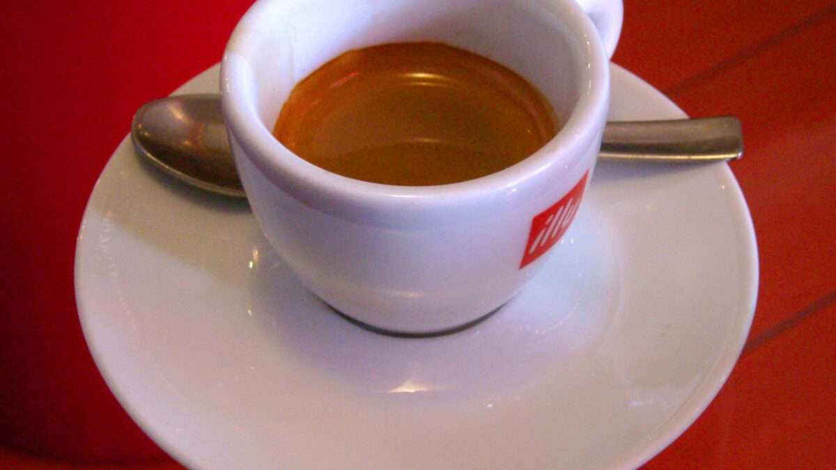 Cup of Espresso, Lemone, CC BY-SA 4.0 , via Wikimedia Commons